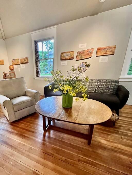 הוילה Palenville Paintmae Atelier Carriage House מראה חיצוני תמונה